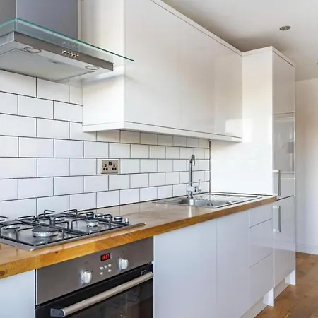 No.1 Universal House - Double Bedroom Apartment Bromley Exterior photo