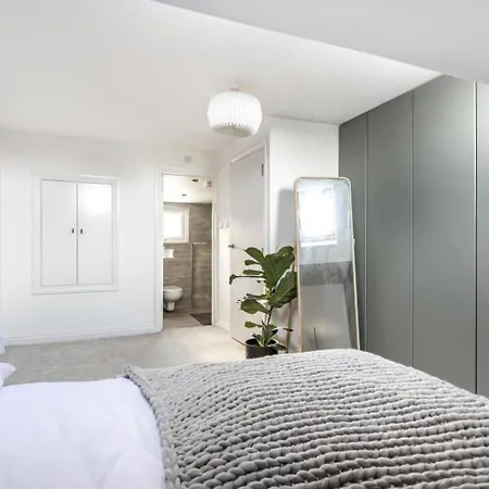 No.1 Universal House - Double Bedroom Apartment Bromley Exterior photo