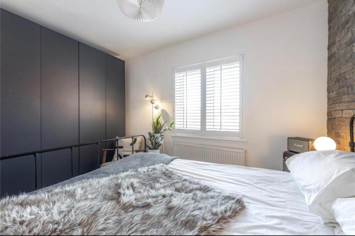 No.1 Universal House - Double Bedroom Apartment Bromley